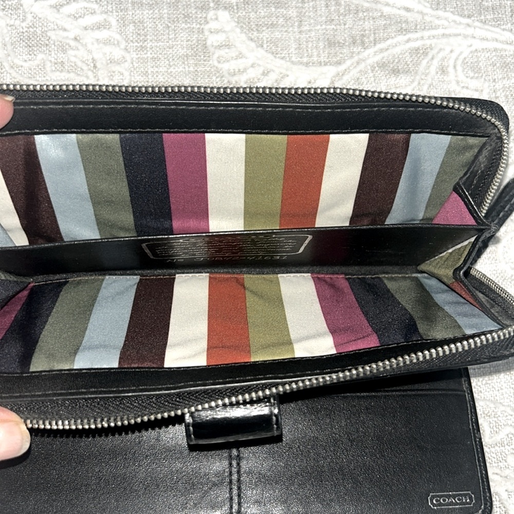 Coach Legacy Signature Stripe Jacquard Accordion Zip Wallet #41631 - Picture 13 of 16